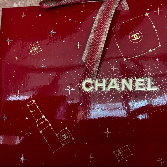 Chanel Shiny Red and Gold Holiday Gift Bag - Picture 3 of 12